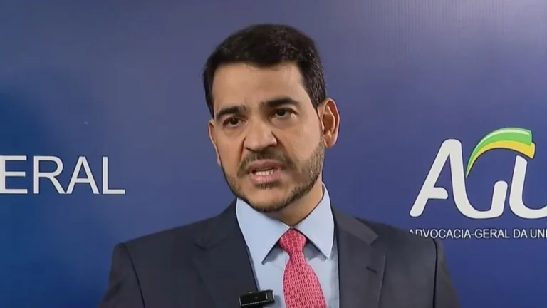 Derrubada de decreto violou o princípio da separação de Poderes, diz AGU
