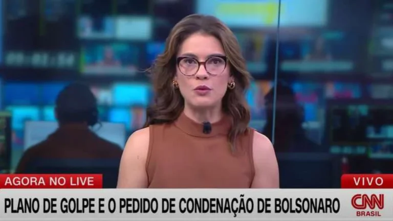 Elisa Veeck, ex-Chiquititas e âncora da CNN, chama Bolsonaro de “Bozo” ao vivo