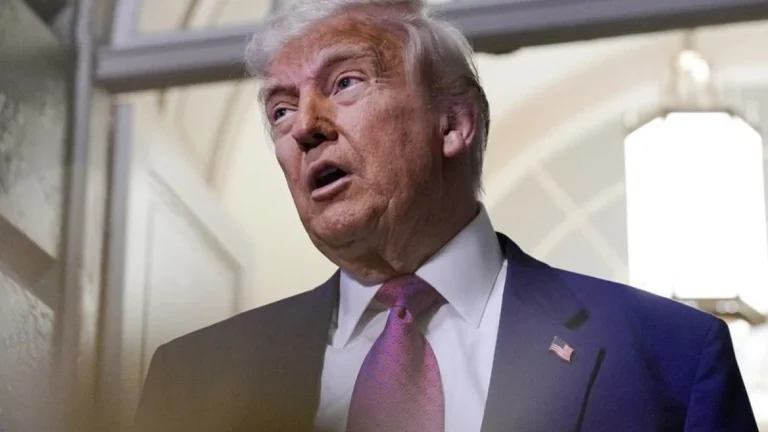 Projeto de corte de impostos e gastos de Trump é aprovado no Senado dos EUA
