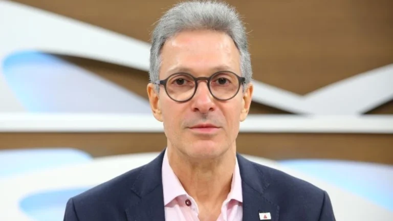 Zema minimiza vínculo com Bolsonaro: “não é tão grande”