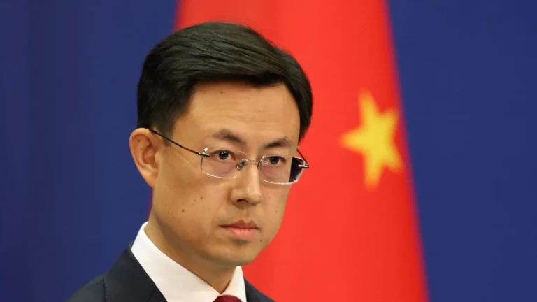 China chama de “irracional” proposta de Trump sobre desarmamento nuclear