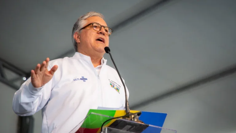 Padilha: Trump é “inimigo da saúde” e revogação de vistos é “absurda”