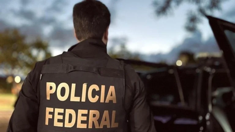 PF prende procurador de SP suspeito de abusar sexualmente da filha bebê