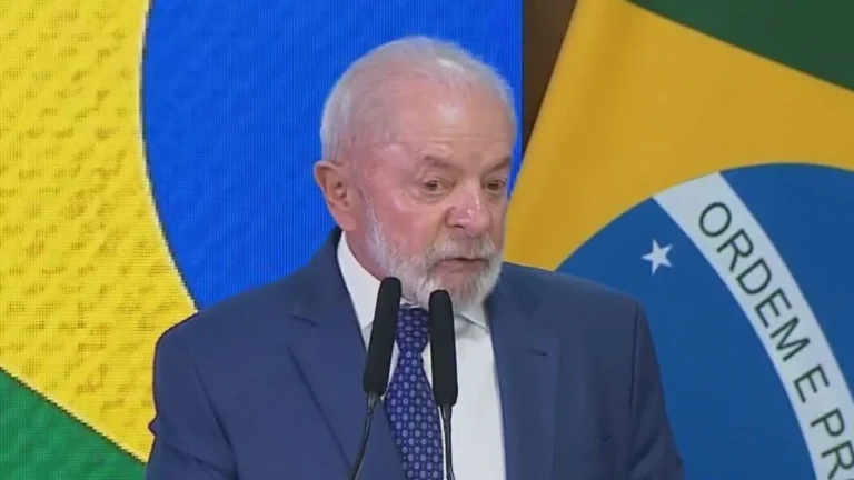 Waack: Pacote de socorro ao tarifaço é paliativo sem solução real