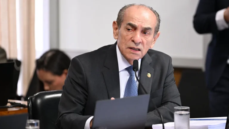 Novo Código Eleitoral: relator reduz quarentena e pena por fake news