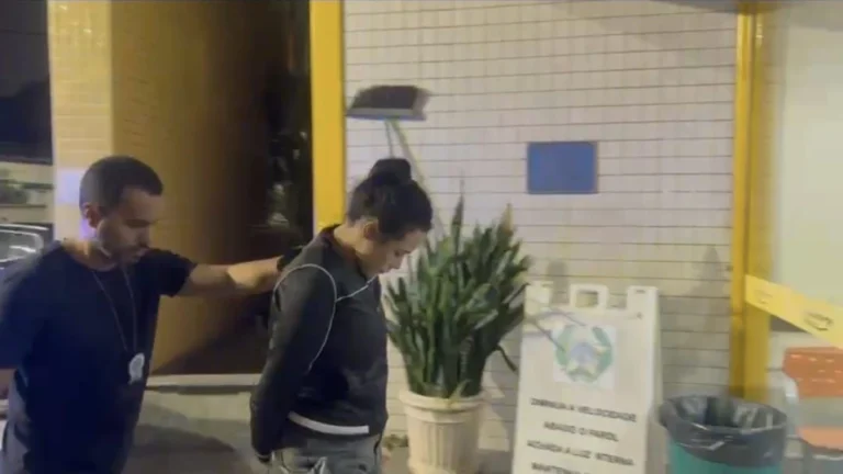 Mãe curte noite no baile e bebê morre após ser deixado com irmão de 5 anos