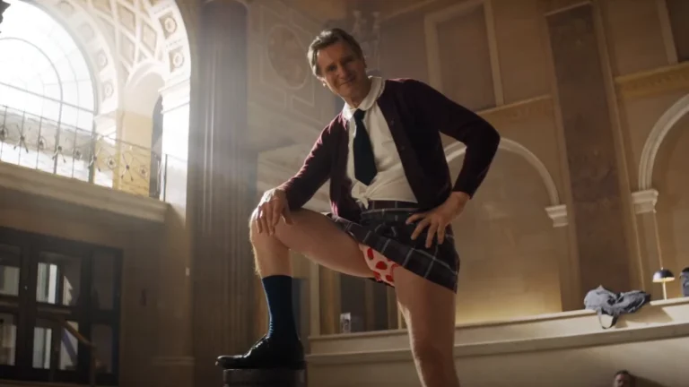 “Corra que a Polícia Vem Aí!” tem o mesmo tom do original, diz Liam Neeson