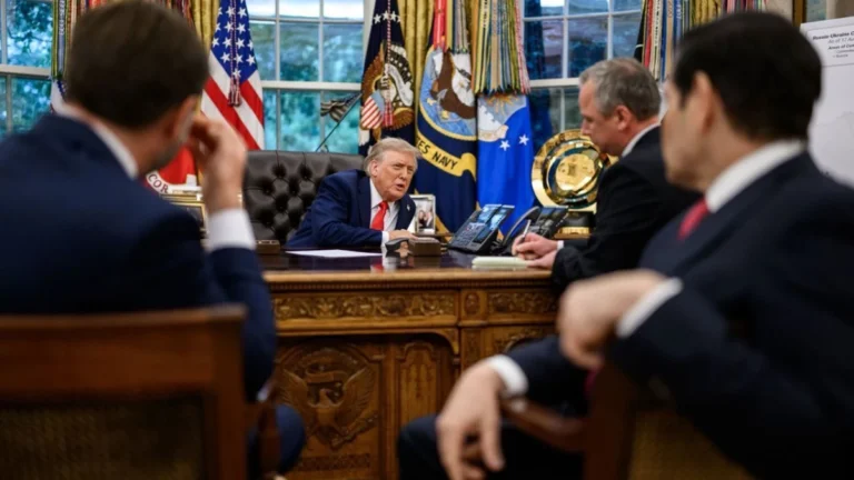 Em conversa com Putin, Trump expressa frustração com negociações de paz