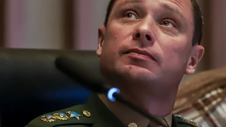 Em acareação, Cid deve confirmar versão de Câmara sobre monitoramento