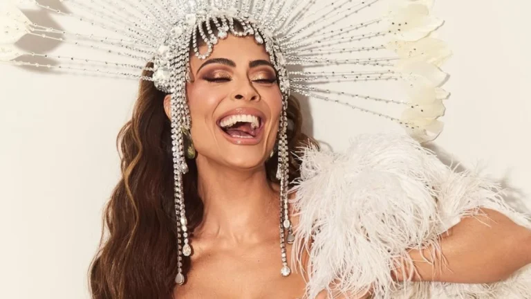 Juliana Paes retorna como rainha de bateria da Viradouro após 17 anos
