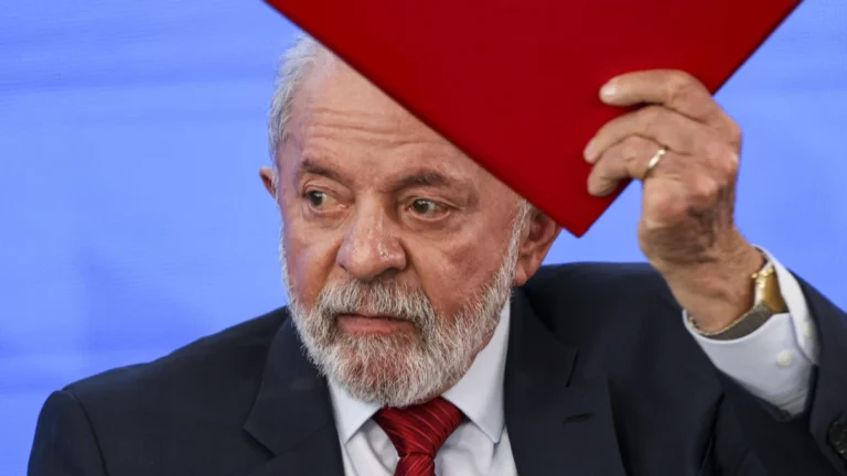 Preciso mais do Congresso do que ele de mim, diz Lula