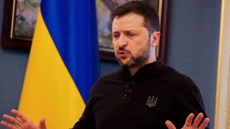 Zelensky diz que negociações de paz devem começar com linhas de frente