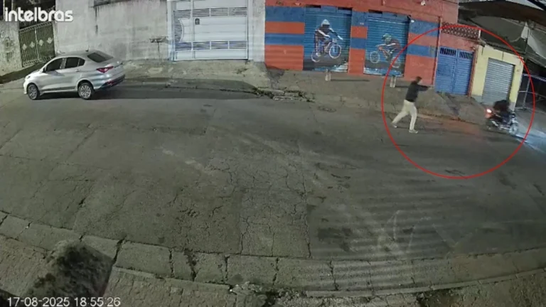 Vídeo: PM reage e mata homem após assalto em SP