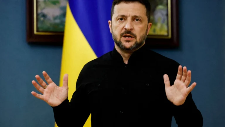 Zelensky afirma que vai se encontrar com Trump em Washington