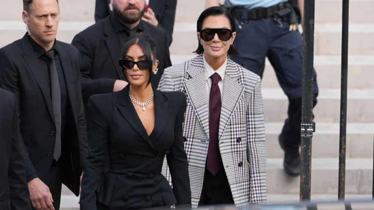 Kim Kardashian relembra encontro às cegas marcado por sua mãe