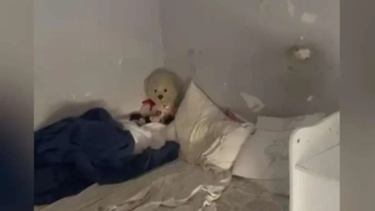 Criança de 6 anos é encontrada em cárcere privado e estado deplorável