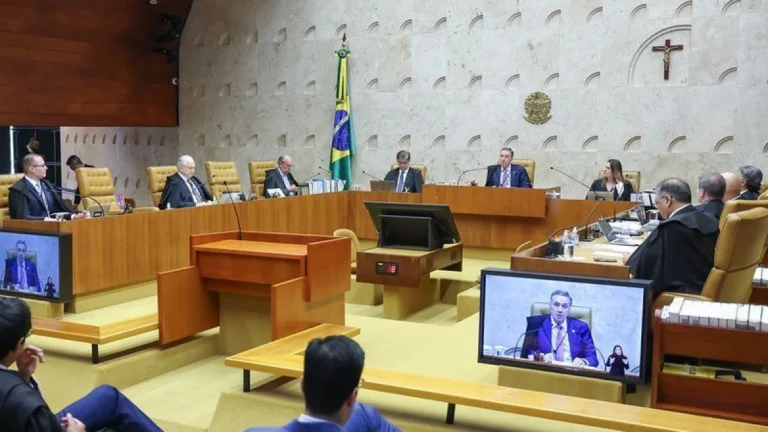 STF cancela sessão plenária desta quarta para conclusão de voto de Fux