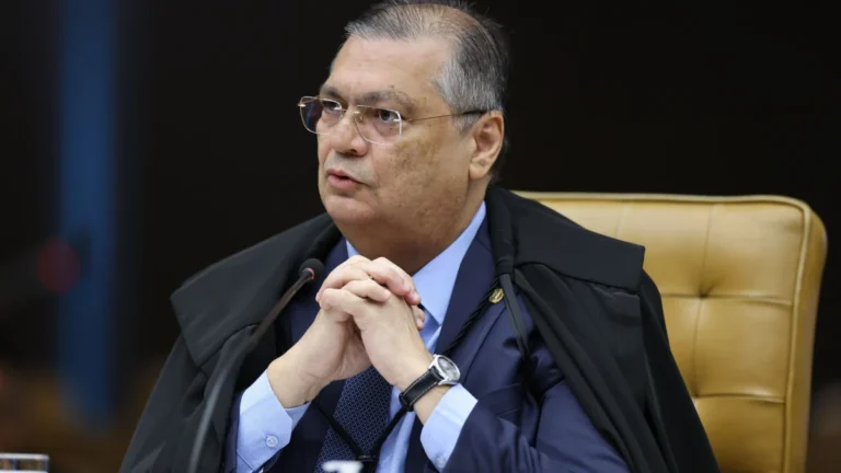 Análise: Oposição vê inquérito de Dino a Bolsonaro como retaliação
