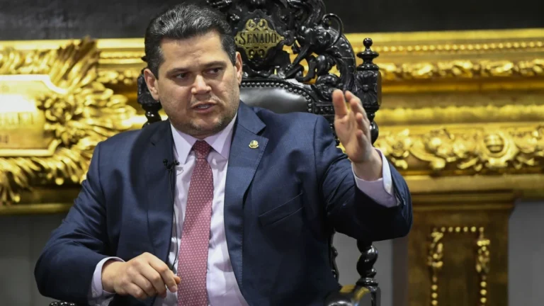 Congresso pede ao STF que mudança em vagas na Câmara não valha em 2026
