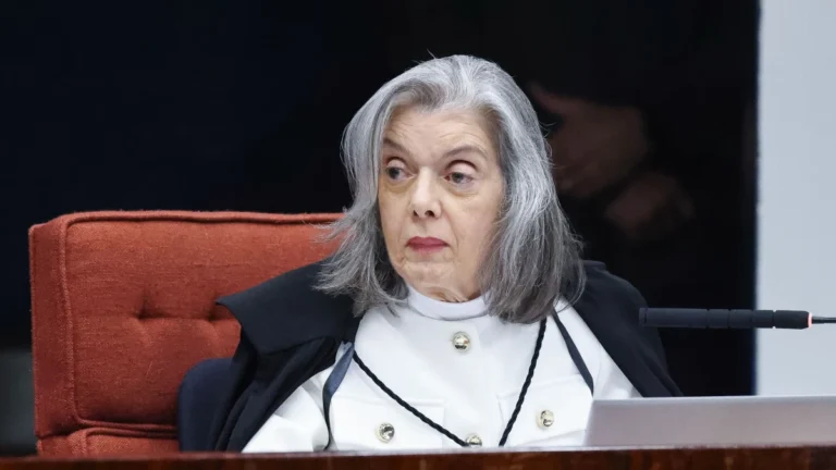 Análise: Sanções dos EUA preocupam, mas não intimidam STF