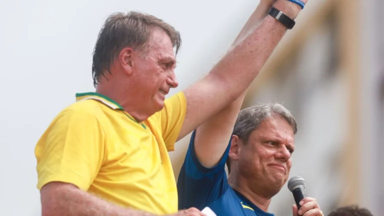 Tarcísio articula anistia em Brasília e oposição pressiona Motta