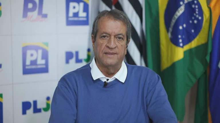 “Não há quem resista ao que Bolsonaro está passando”, diz Valdemar à CNN
