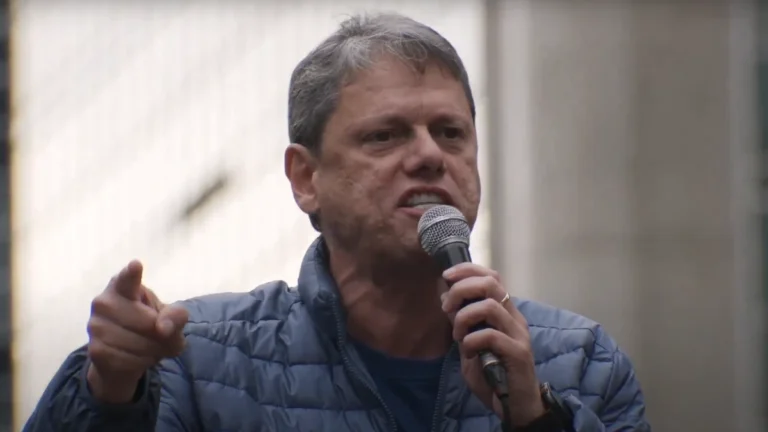 Análise: Tarcísio abraça bolsonarismo e pressiona Hugo