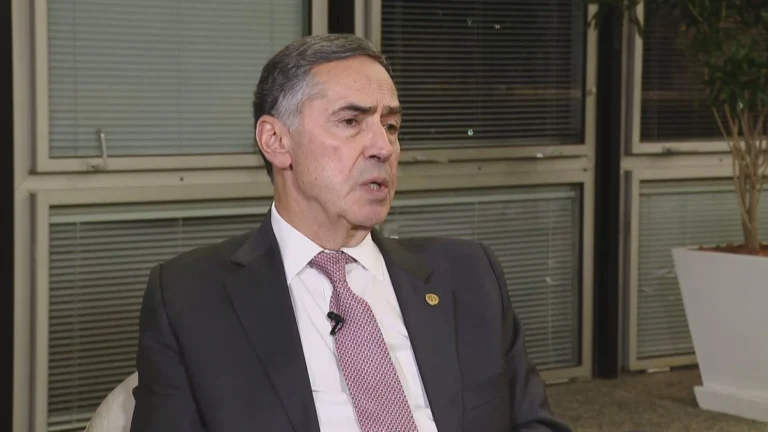 Barroso diz à CNN que aplicação da Lei Magnitsky é “irrazoável”