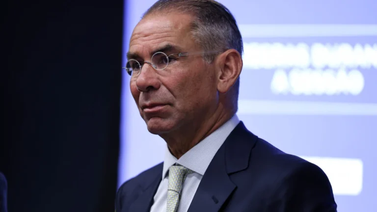 Advogado de Braga Netto inicia sustentação oral no STF