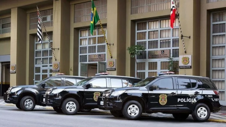 Mãe e filha são mortas a facadas em SP; ex-companheiro é principal suspeito