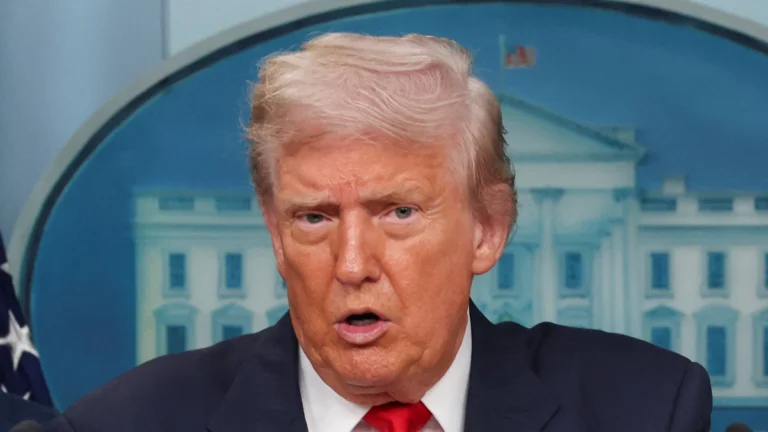 Trump diz que EUA “não estão falando sobre” mudança de regime na Venezuela