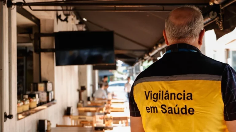 Secretaria da Saúde emite alerta após caso de intoxicação por metanol em SP
