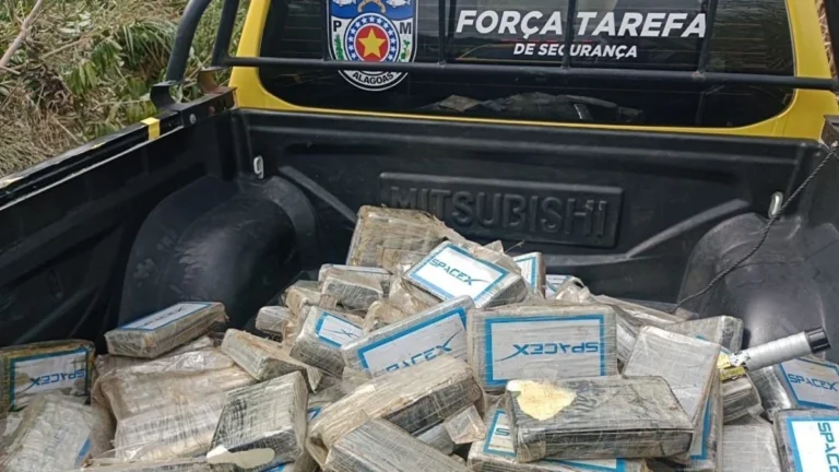 Avião com quase 200 kg de cocaína cai em Alagoas