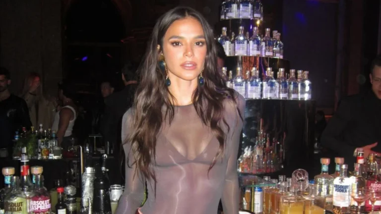 Bruna Marquezine brinca sobre duração de seus namoros: “3 meses no máximo”