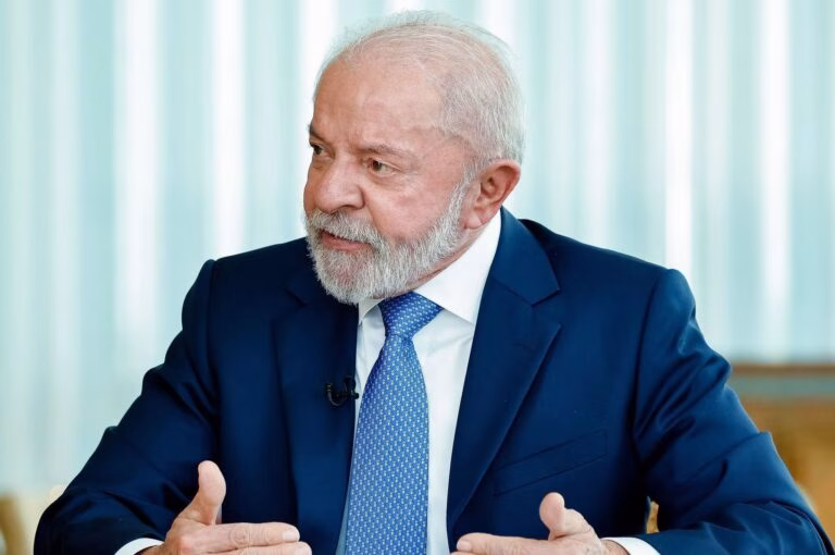 Lula vai à Itália neste sábado (11) para o Fórum Mundial da Alimentação
