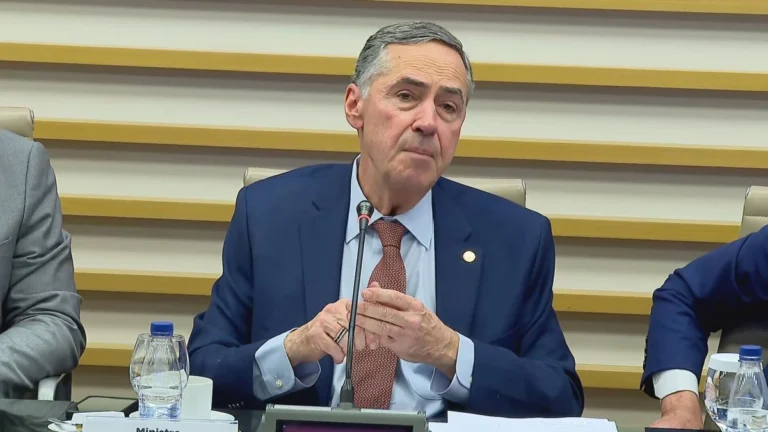 Concordo que algumas penas do 8/1 ficaram elevadas, diz Barroso