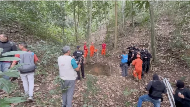 Polícia Civil localiza cemitério clandestino do Comando Vermelho no RJ