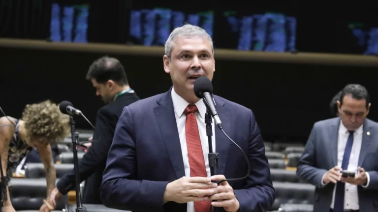 Governistas tentam salvar ao menos R$ 15 bi de MP em meio à desidratação