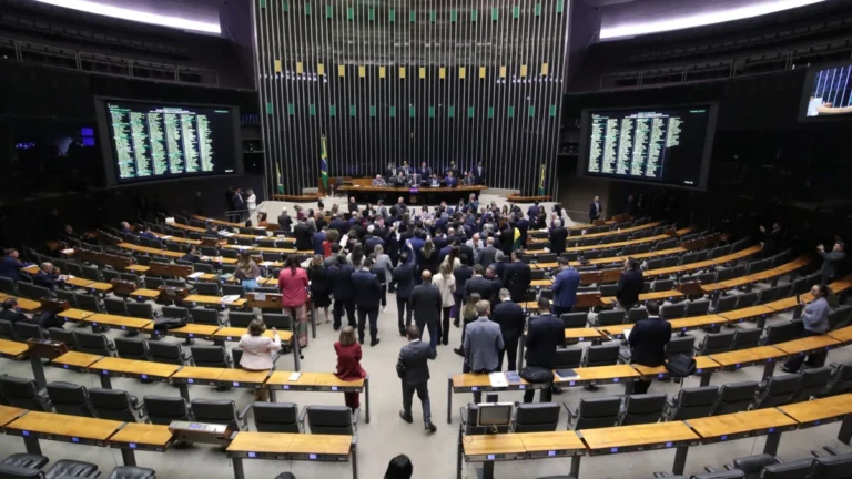 Os cinco pontos-chave da vitória do governo no IR