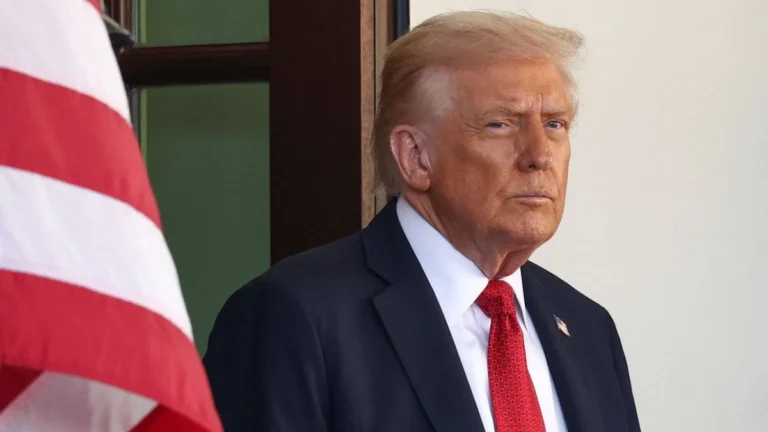 Trump diz que pode buscar mais de R$ 1 bilhão do Departamento de Justiça
