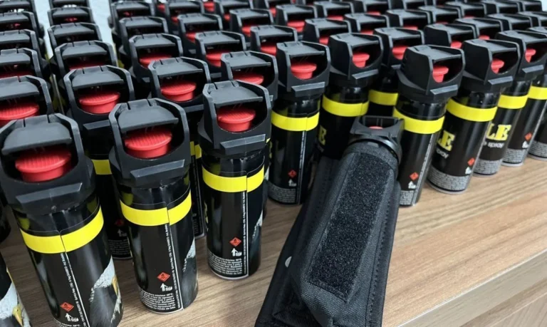 RJ aprova liberação de spray de pimenta para mulheres