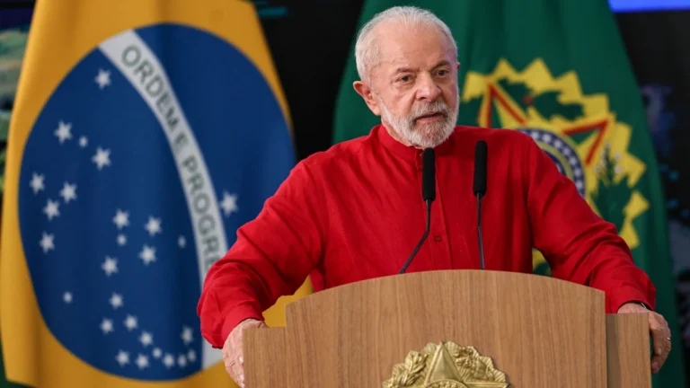Análise: Lula ganha fôlego, mas segue pressionado pelo bolsonarismo