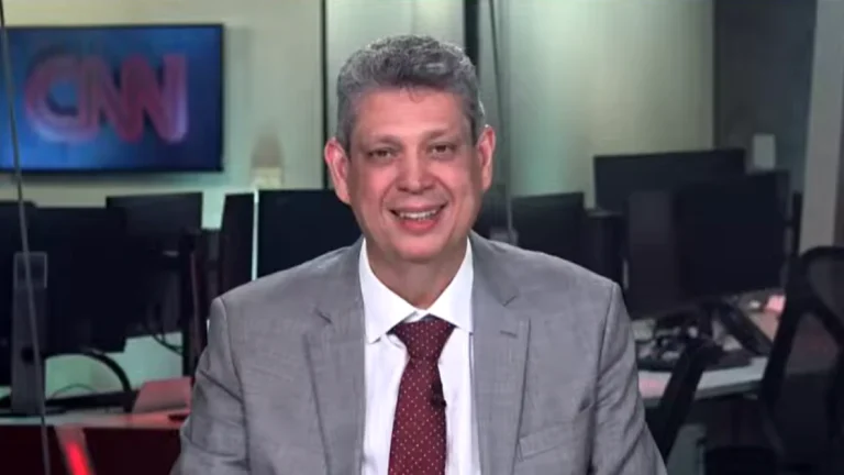 Lula nunca tratou comigo sobre minha saída, diz Macêdo à CNN