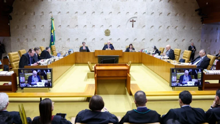 Escolha de ministro do STF é prerrogativa do presidente, com aval do Senado