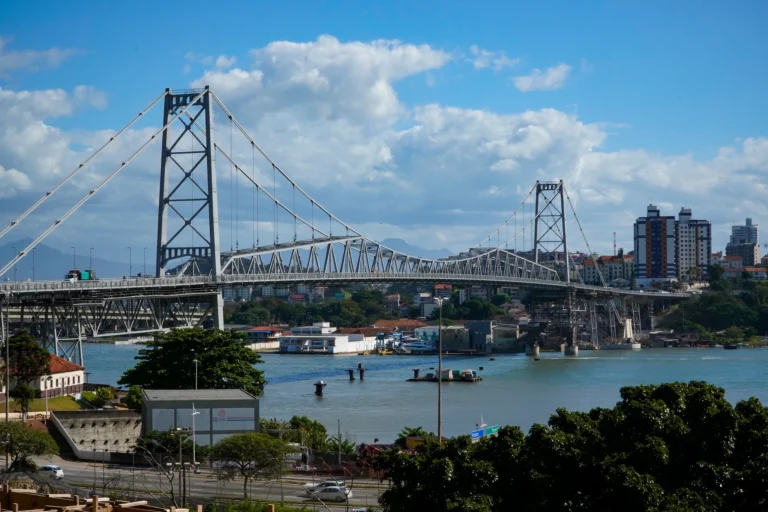 Semana será marcada por chuvas em Florianópolis
