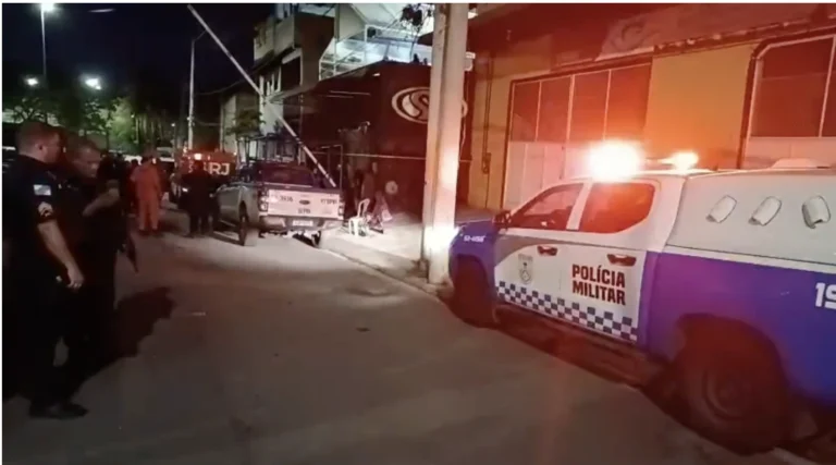 Tiroteio em salão de festas deixa seis mortos e um ferido no Rio