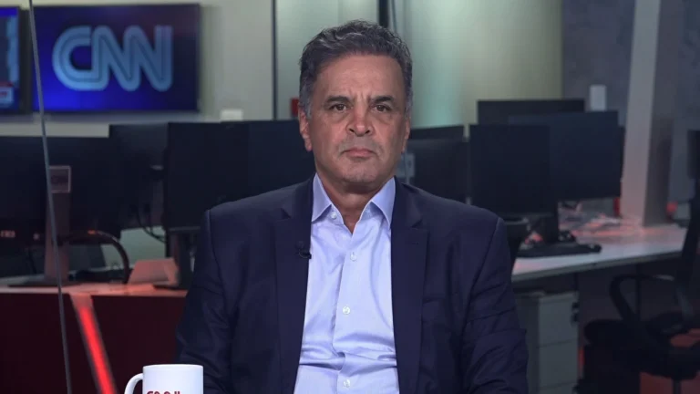 Perda de protagonismo do PSDB fez mal ao país, diz Aécio à CNN
