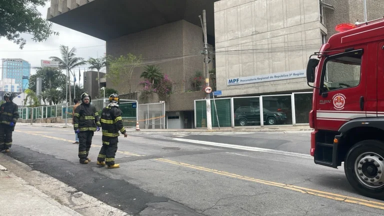 PM e Bombeiros esvaziam prédio do MPF por “artefato suspeito” em SP