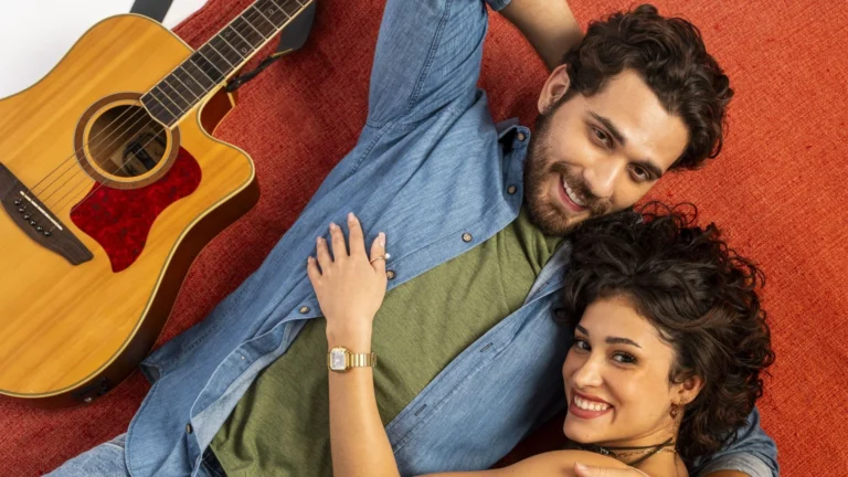 “Cinderela e o Segredo do Pobre Milionário”: conheça novela com Mioto
