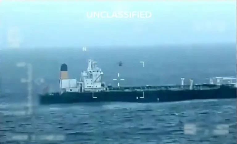 Secretário dos EUA: Bloqueio a navios na Venezuela continua com força total